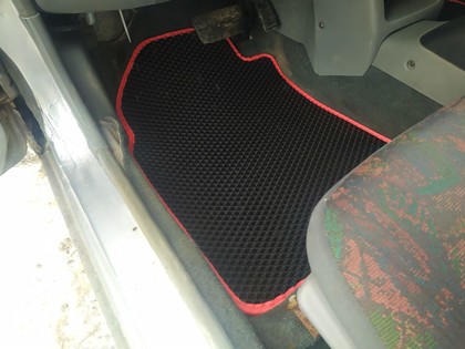 Коврики на Nissan Micra (K11) 1992&nbsp;-&nbsp;2003 в Улан-Удэ