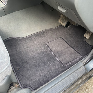 Коврики на Nissan Laurel (C34) 1993 - 1997 в Улан-Удэ Коврики на Nissan Laurel (C34) 1993 - 1997 в Улан-Удэ