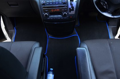 Ворсовые коврики на Nissan Elgrand (E51) 2002&nbsp;-&nbsp;2010 в Улан-Удэ