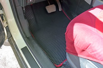 Ворсовые коврики на SsangYong Korando III 2010 - 2017 в Улан-Удэ Ворсовые коврики на SsangYong Korando III 2010 - 2017 в Улан-Удэ