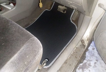 Ворсовые коврики на Toyota Sprinter (E11) 1995 - 2000 в Улан-Удэ Ворсовые коврики на Toyota Sprinter (E11) 1995 - 2000 в Улан-Удэ