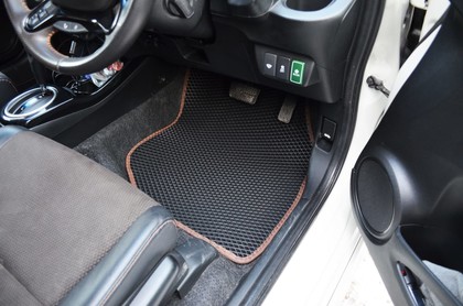 Коврики на Honda Fit Shuttle 2011 - 2015 в Улан-Удэ Коврики на Honda Fit Shuttle 2011 - 2015 в Улан-Удэ