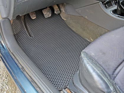 Коврики на Renault Laguna II 2001 - 2008 в Улан-Удэ Коврики на Renault Laguna II 2001 - 2008 в Улан-Удэ