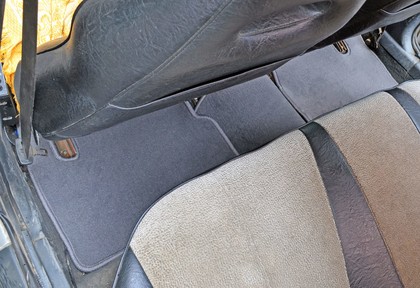 Ворсовые коврики на Lada (ВАЗ) 2110, 2111, 2112 1995 - 2014 в Улан-Удэ Ворсовые коврики на Lada (ВАЗ) 2110, 2111, 2112 1995 - 2014 в Улан-Удэ