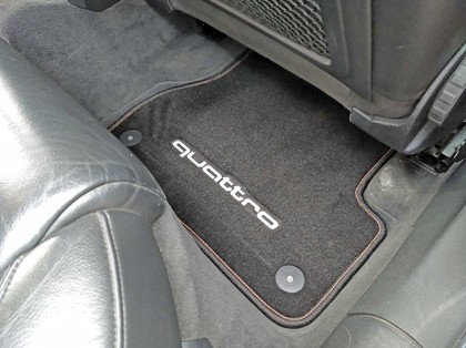 Ворсовые коврики на Audi A6 Allroad quattro (C7) 2012 - 2019 в Улан-Удэ Ворсовые коврики на Audi A6 Allroad quattro (C7) 2012 - 2019 в Улан-Удэ