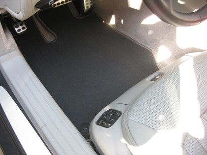 Ворсовые коврики на Mercedes SL (R230) 2001 - 2011 в Улан-Удэ Ворсовые коврики на Mercedes SL (R230) 2001 - 2011 в Улан-Удэ
