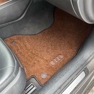 Ворсовые коврики на Audi A6 Allroad quattro (C7) 2012 - 2019 в Улан-Удэ Ворсовые коврики на Audi A6 Allroad quattro (C7) 2012 - 2019 в Улан-Удэ