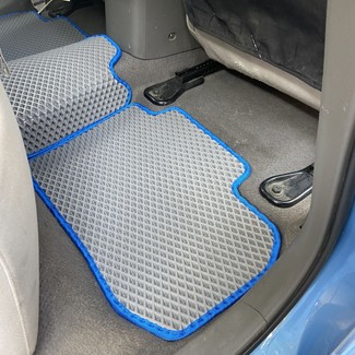 Ворсовые коврики на Nissan Leaf (ZE0) 2009&nbsp;-&nbsp;2012 в Улан-Удэ