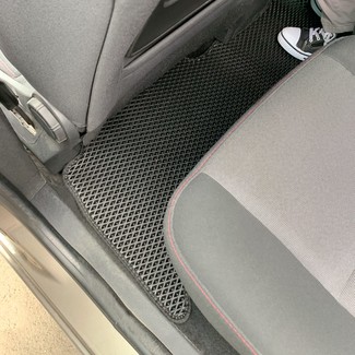 Коврики на Renault Scenic III 2009 - 2016 в Улан-Удэ Коврики на Renault Scenic III 2009 - 2016 в Улан-Удэ