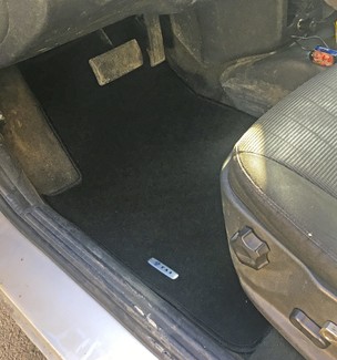 Ворсовые коврики на ГАЗ Siber 2008 - 2010 в Улан-Удэ Ворсовые коврики на ГАЗ Siber 2008 - 2010 в Улан-Удэ