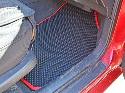 Коврики на Pontiac Vibe I 2002 - 2008 в Улан-Удэ Коврики на Pontiac Vibe I 2002 - 2008 в Улан-Удэ