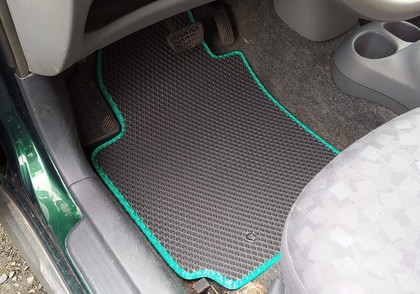 Ворсовые коврики на Toyota Echo 1999 - 2006 в Улан-Удэ Ворсовые коврики на Toyota Echo 1999 - 2006 в Улан-Удэ