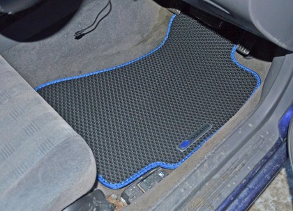 Коврики на Subaru Legacy III 1998 - 2003 в Улан-Удэ Коврики на Subaru Legacy III 1998 - 2003 в Улан-Удэ