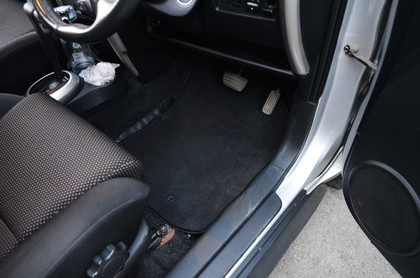 Ворсовые коврики на Toyota Ist I 2002 - 2007 в Улан-Удэ Ворсовые коврики на Toyota Ist I 2002 - 2007 в Улан-Удэ