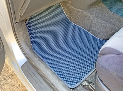 Коврики на Toyota Wish I 2003&nbsp;-&nbsp;2009 в Улан-Удэ