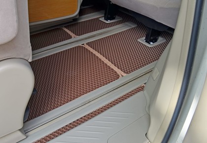 Ворсовые коврики на Toyota Estima III 2006&nbsp;-&nbsp;2019 в Улан-Удэ