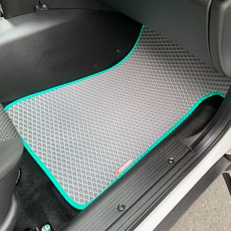 Ворсовые коврики на Lada (ВАЗ) Niva Travel 2020&nbsp;-&nbsp;2026 в Улан-Удэ