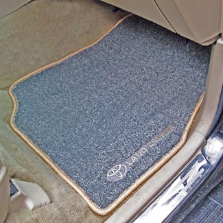 Ворсовые коврики на Toyota Land Cruiser 100 1998 - 2007 в Улан-Удэ Ворсовые коврики на Toyota Land Cruiser 100 1998 - 2007 в Улан-Удэ