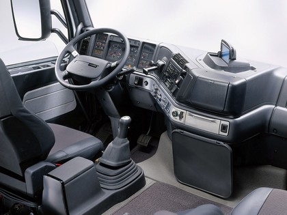 Ворсовые коврики на Volvo FH I (FH12, FH16) 1993 - 2002 в Улан-Удэ Ворсовые коврики на Volvo FH I (FH12, FH16) 1993 - 2002 в Улан-Удэ