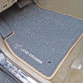 Ворсовые коврики на Toyota Land Cruiser 100 1998 - 2007 в Улан-Удэ Ворсовые коврики на Toyota Land Cruiser 100 1998 - 2007 в Улан-Удэ