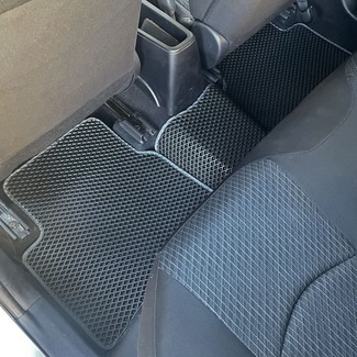 Ворсовые коврики на Toyota Prius (50) 2015 - 2023 в Улан-Удэ Ворсовые коврики на Toyota Prius (50) 2015 - 2023 в Улан-Удэ