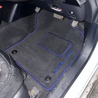 Ворсовые коврики на Toyota Prius (50) 2015 - 2023 в Улан-Удэ Ворсовые коврики на Toyota Prius (50) 2015 - 2023 в Улан-Удэ