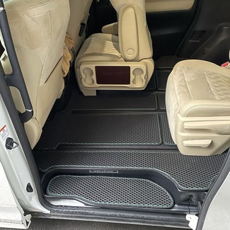 Коврики на Toyota Vellfire (H30) 2015 - 2023 в Улан-Удэ Коврики на Toyota Vellfire (H30) 2015 - 2023 в Улан-Удэ