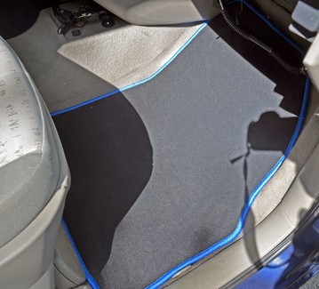 Коврики на Renault Scenic II 2003 - 2010 в Улан-Удэ Коврики на Renault Scenic II 2003 - 2010 в Улан-Удэ