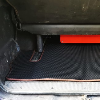 Ворсовые коврики на Toyota Hiace (H100) 1989 - 2005 в Улан-Удэ Ворсовые коврики на Toyota Hiace (H100) 1989 - 2005 в Улан-Удэ