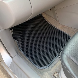 Коврики на Mazda Axela I 2003 - 2009 в Улан-Удэ Коврики на Mazda Axela I 2003 - 2009 в Улан-Удэ