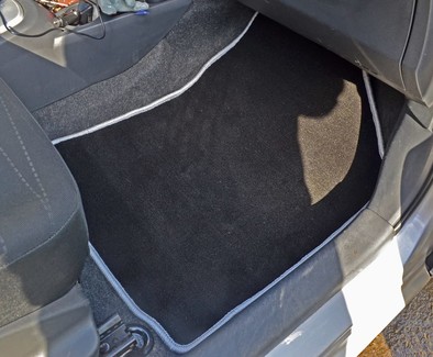 EVA коврики на Toyota Yaris II 2005 - 2011 в Улан-Удэ EVA коврики на Toyota Yaris II 2005 - 2011 в Улан-Удэ