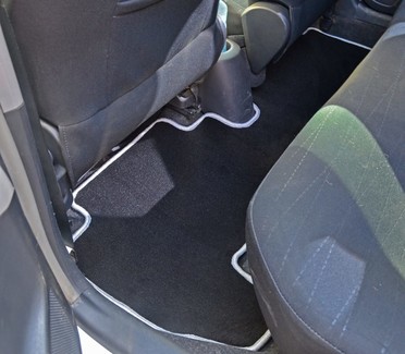 EVA коврики на Toyota Yaris II 2005 - 2011 в Улан-Удэ EVA коврики на Toyota Yaris II 2005 - 2011 в Улан-Удэ