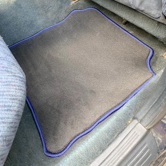 Коврики на Toyota Crown (S140) 1991&nbsp;-&nbsp;1995 в Улан-Удэ