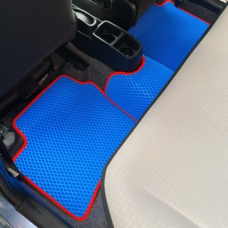 Ворсовые коврики на Toyota Vitz III 2010&nbsp;-&nbsp;2020 в Улан-Удэ