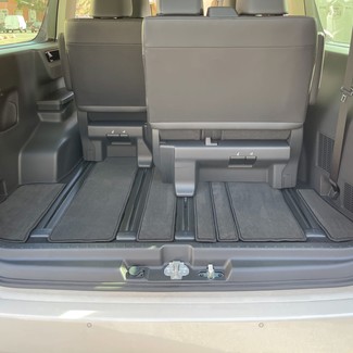 Ворсовые коврики на Toyota Hiace (H300) 2019 - 2026 в Улан-Удэ Ворсовые коврики на Toyota Hiace (H300) 2019 - 2026 в Улан-Удэ