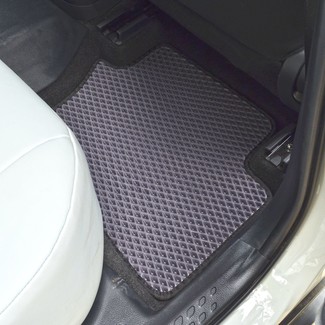 Ворсовые коврики на Toyota Izoa 2018 - 2026 в Улан-Удэ Ворсовые коврики на Toyota Izoa 2018 - 2026 в Улан-Удэ