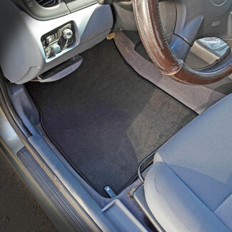Ворсовые коврики на Nissan Almera 2 (N16) 2000&nbsp;-&nbsp;2006 в Улан-Удэ