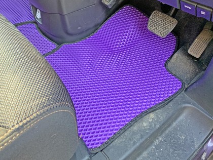 Ворсовые коврики на Nissan Serena (C25) 2005&nbsp;-&nbsp;2010 в Улан-Удэ