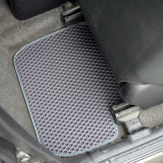 Коврики на Nissan Kix 2008 - 2012 в Улан-Удэ Коврики на Nissan Kix 2008 - 2012 в Улан-Удэ