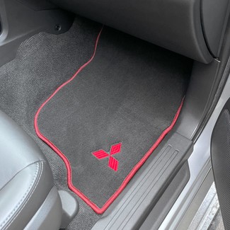 Коврики на Mitsubishi Pajero Sport III 2015&nbsp;-&nbsp;2026 в Улан-Удэ