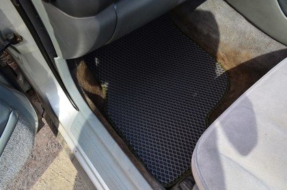 Коврики на Mitsubishi Diamante II 1995 - 2005 в Улан-Удэ Коврики на Mitsubishi Diamante II 1995 - 2005 в Улан-Удэ