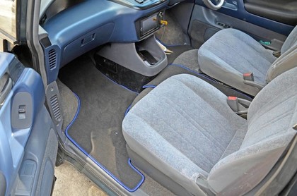 Ворсовые коврики на Toyota Estima Emina (Lucida) 1990 - 2000 в Улан-Удэ Ворсовые коврики на Toyota Estima Emina (Lucida) 1990 - 2000 в Улан-Удэ