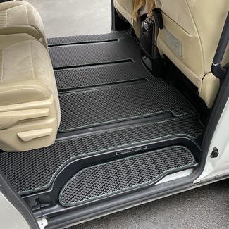 Коврики на Toyota Vellfire (H30) 2015 - 2023 в Улан-Удэ Коврики на Toyota Vellfire (H30) 2015 - 2023 в Улан-Удэ