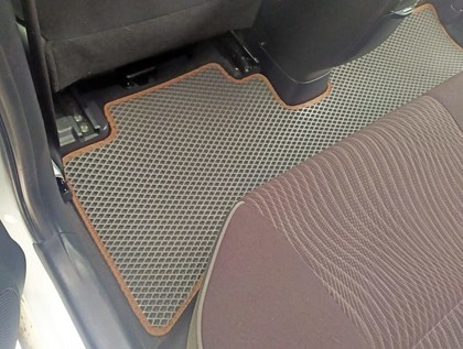 Ворсовые коврики на Toyota Aqua (P10) 2011&nbsp;-&nbsp;2021 в Улан-Удэ