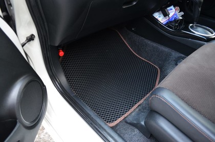 Коврики на Honda Fit Shuttle 2011 - 2015 в Улан-Удэ Коврики на Honda Fit Shuttle 2011 - 2015 в Улан-Удэ