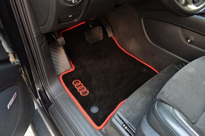 Ворсовые коврики на Audi Q7 I 2005&nbsp;-&nbsp;2015 в Улан-Удэ