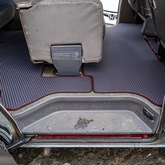 Коврики на Mitsubishi Space Gear 1994 - 2007 в Улан-Удэ Коврики на Mitsubishi Space Gear 1994 - 2007 в Улан-Удэ