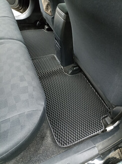 Коврики на Toyota Corolla Axio (E14) 2006&nbsp;-&nbsp;2012 в Улан-Удэ