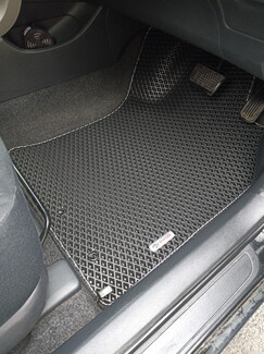 Коврики на Toyota Corolla Axio (E14) 2006&nbsp;-&nbsp;2012 в Улан-Удэ