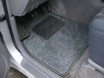 Ворсовые коврики на Toyota Land Cruiser 105 1998 - 2002 в Улан-Удэ Ворсовые коврики на Toyota Land Cruiser 105 1998 - 2002 в Улан-Удэ